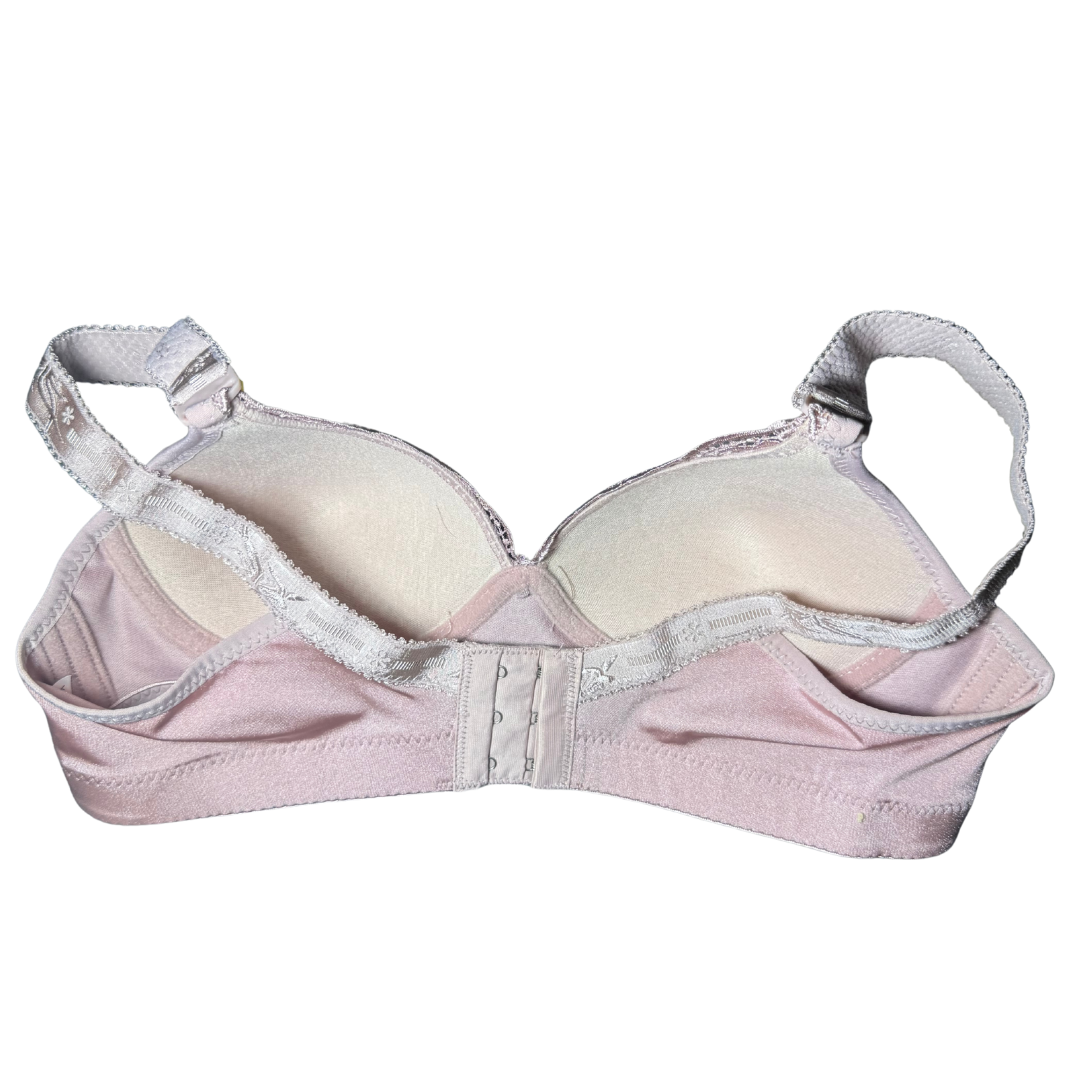 Floral Lace Push-Up Bra – Underwire, No Padding