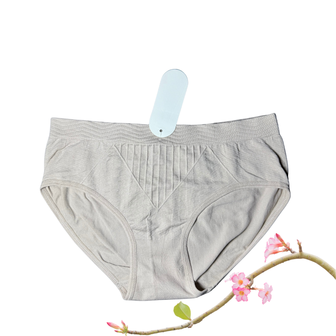 Premium Seamless Cotton Panty – Soft & Stretchable Comfort